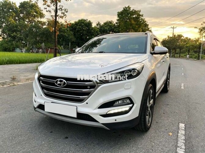 Hyundai Tucson 1.6 Turbo 2018 Trắng 10 vạn km