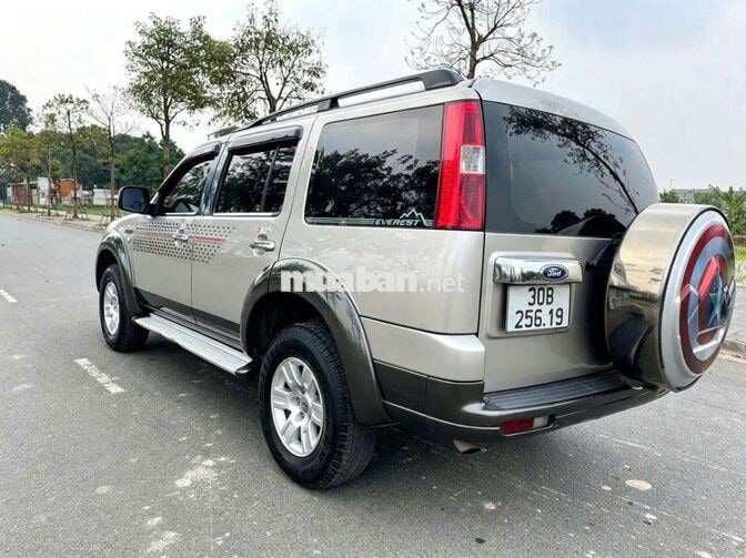 Ford Everest 2008 Tự động 7 chỗ Vàng cát