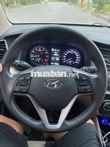 Hyundai Tucson 1.6 Turbo 2018 Trắng 10 vạn km