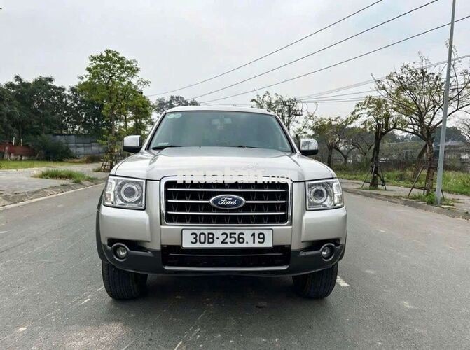 Ford Everest 2008 Tự động 7 chỗ Vàng cát