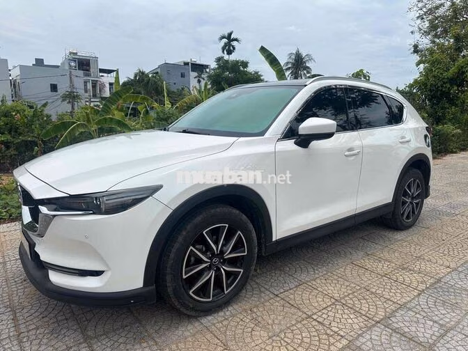 Mazda CX5 2018 2.5 cao cấp Trắng