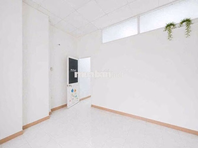 Cho thuê nhà hẻm xe hơi ngang 5