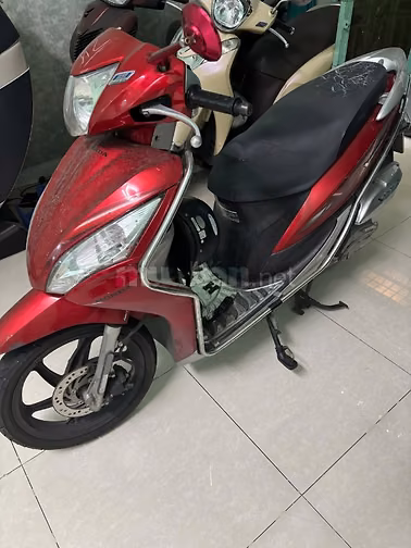 Bán xe Honda Vision 2013 màu đỏ