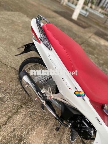 Honda Future Neo FI Trắng đỏ Thể thao