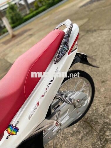 Honda Future Neo FI Trắng đỏ Thể thao