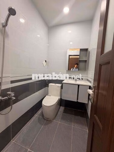 5,2 TỶ – SỞ HỮU NHÀ ĐẸP ÂU CƠ, 4 TẦNG – 3PN – XÁCH VALI VÀO Ở NGAY