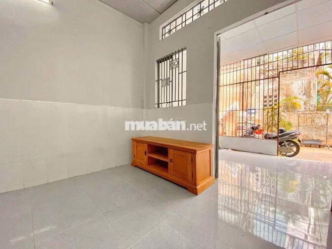 nhà nc mới đẹp hxh 4x20m.4pn hoàng Hoa Thám  