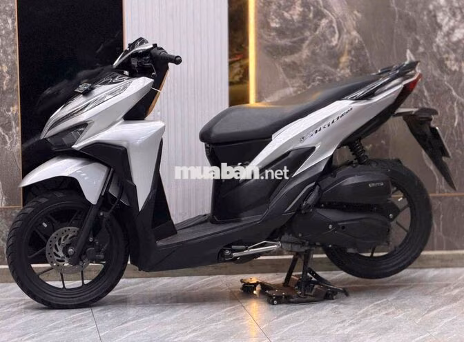 Honda Vario 150 2020 Bạc