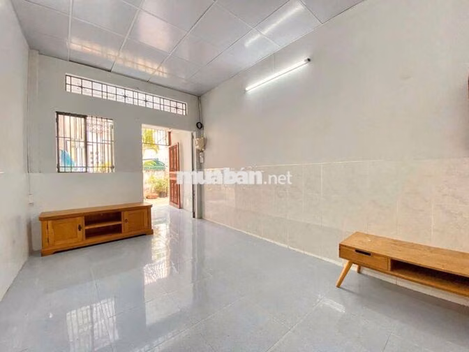 nhà nc mới đẹp hxh 4x20m.4pn hoàng Hoa Thám  