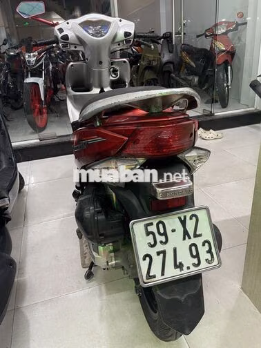 Thanh lý  Honda Vision 2012 Đỏ Nữ