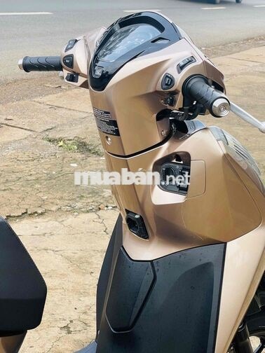 Honda Lead Vàng đồng Xe tay ga