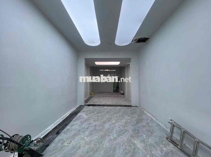 nhà 4 tầng mt đường Kha Vạn Cân gần chợ Thủ Đức kinh doanh đa ngành