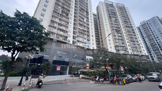  Cho thuê mặt bằng diện tích 680m2 - 2 mặt tiền 25m2 - Lê Văn Lương 