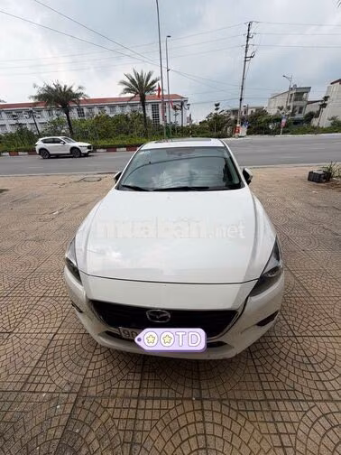 Mazda 3 Trắng đời cuối 2017 đầu 2018
