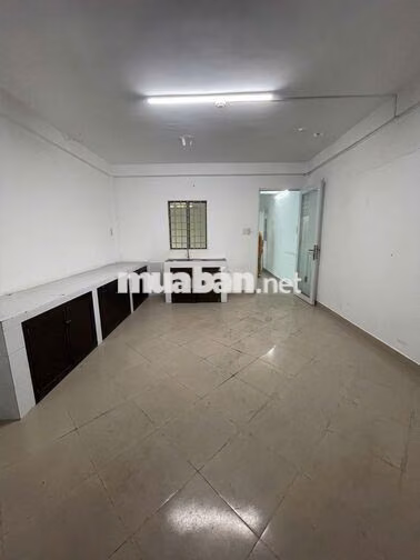 CHO THUÊ NHÀ MẶT TIỀN 98E PHAN ĐĂNG LƯU, PHÚ NHUẬN – GIÁ 40 TRIỆU