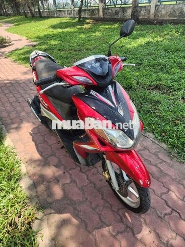 Yamaha Luvias GTX 2011 Đỏ