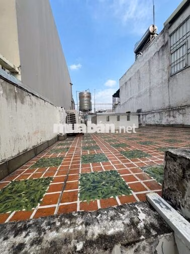 CHO THUÊ NHÀ TÂN SƠN NHÌ 4 x 15 M ĐÚC  1 trệt , 2 lầu có sân thượng