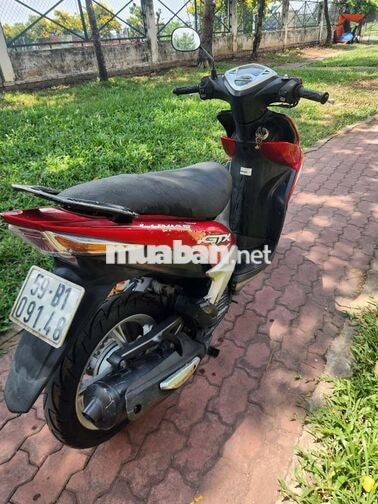 Yamaha Luvias GTX 2011 Đỏ