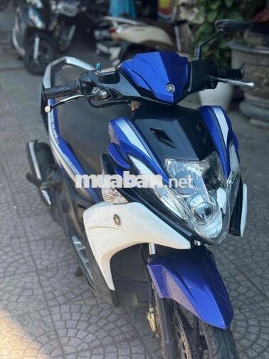 Yamaha Nouvo 5 FI Xanh trắng