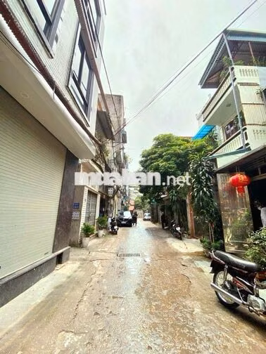 BÁN NHÀ PHỐ TỰU LIỆT, 40M2 4 TẦNG, Ô TÔ ĐỖ CỬA, VÀO NHÀ. HƠN 8 TỶ
