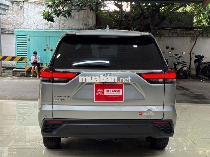 Toyota Innova Cross 2.0V Giá tốt gọi trực tiếp em