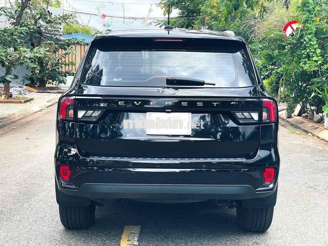 Everest Ambient Đi Rất Ít Xe Đẹp Bán Tại Hãng Ford