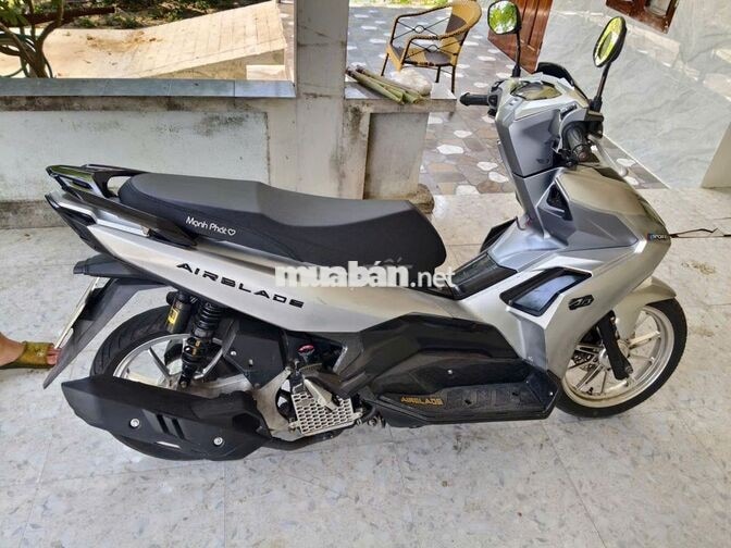 Honda Air Blade 150cc Xám bạc 38000 Km
