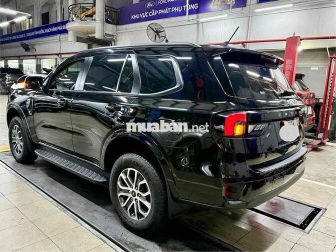Everest Ambient Đi Rất Ít Xe Đẹp Bán Tại Hãng Ford