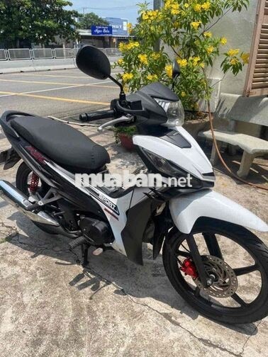 Honda Wave RSX Fi 2022 Trắng đen
