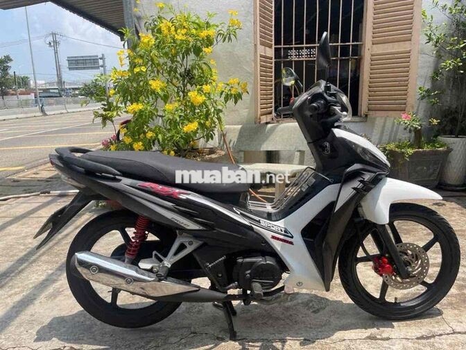 Honda Wave RSX Fi 2022 Trắng đen