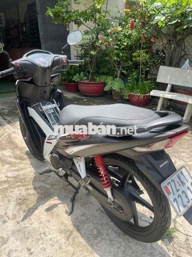 Honda Wave RSX Fi 2022 Trắng đen