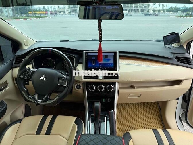 Mitsubishi Xpander Premium 2019 Tự động Trắng