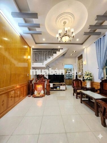 BÁN GẤP NHÀ BÀ ĐIỂM HÓC MÔN 100M2, NGANG HIẾM 6,2, 4PN, DỌN VÀO Ở NGAY
