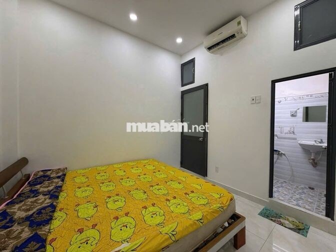 bán nhanh nhà  hẻm 5m Lạc Long quân, Tân Bình, 5x12, 2 tầng,giá 6.2 tỷ