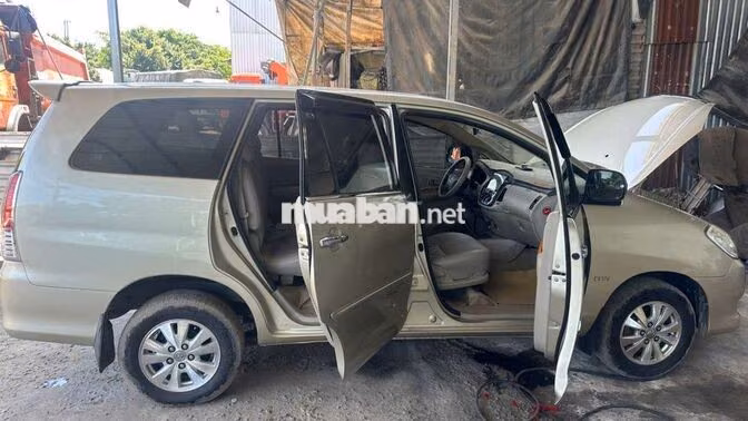 Toyota Innova G 2009 Vàng cát 7 chỗ