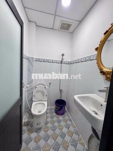 Cho Thuê Nguyên Căn Mặt Tiền Tô Ngọc Vân DT 4x30 1Trệt 1Lầu 3Pn 3Wc