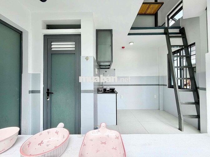KIOT KINH DOANH - GÁC CAO M8 - VỊ TRÍ HẺM THÔNG DỄ ĐI