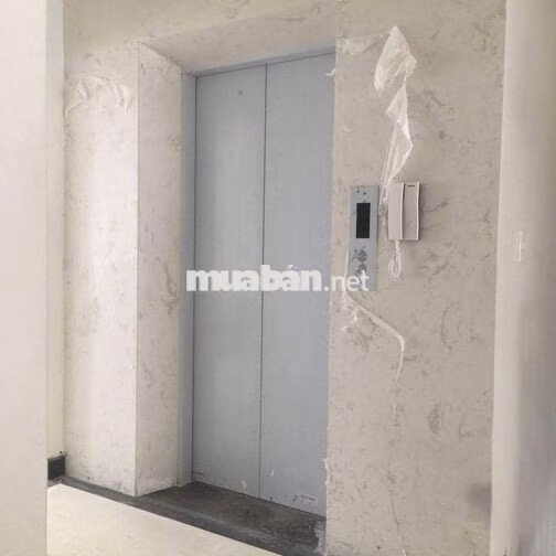 CHO THUÊ  TOÀ NHÀ VĂN PHÒNG MẶT TIỀN NGÀY ĐƯỜNG HOÀNG VIỆT TÂN BÌNH

🏘