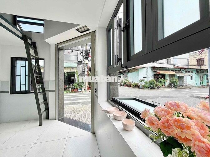 KIOT KINH DOANH - GÁC CAO M8 - VỊ TRÍ HẺM THÔNG DỄ ĐI