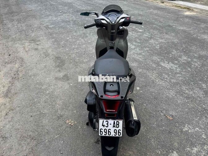 Honda SH300i 2019 Xám 10k Ý