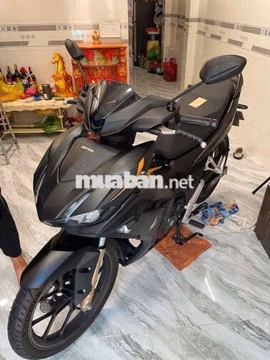 Winner X V4 Abs Đặc Biệt 2025 Đen Nhám bstp