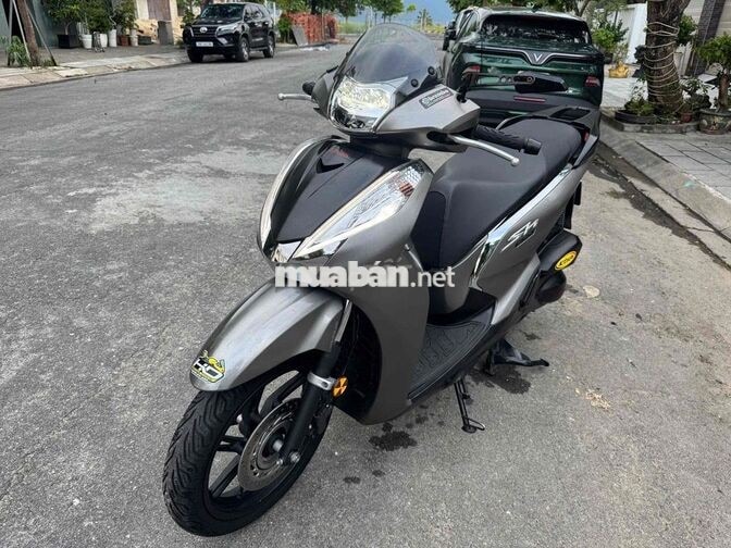 Honda SH300i 2019 Xám 10k Ý