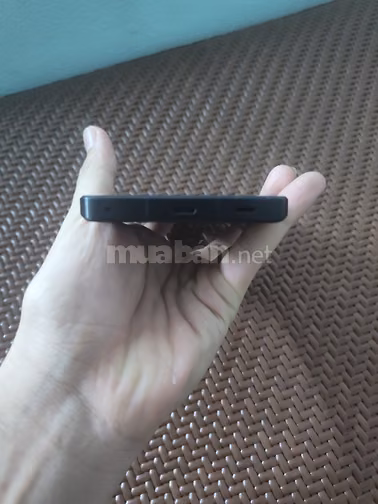 Sharp aquos r7 màn chấm sáng 12/256