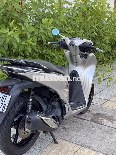 Honda SH 125 2021 Xám đen bán hay gl xe khác