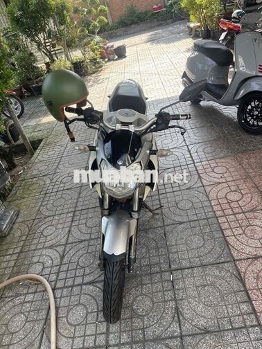 để nhà chật nên bán