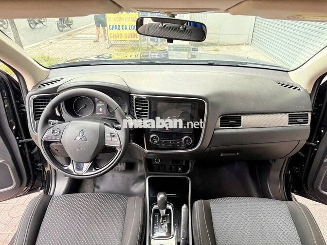 Mitsubishi Outlander 2.0CVT 2019  - 70000Km