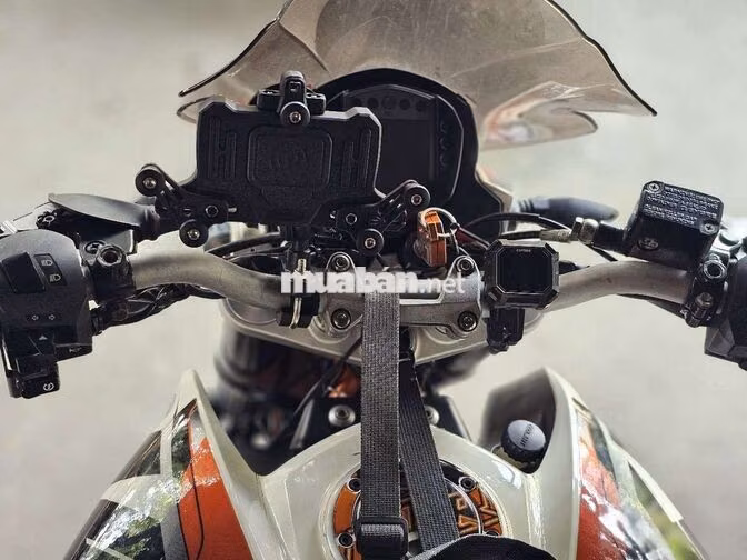 KTM duke 390 2019
