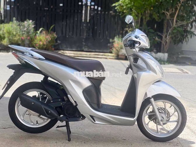 Honda Vision 2023 Bạc