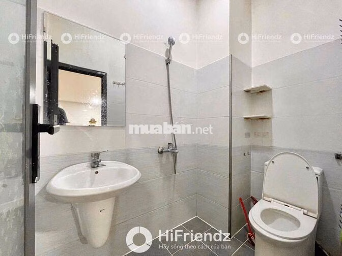 Cho Thuê Phòng Gác Rộng Rãi Gần ĐH Văn Hiến - Quận 10 - Q11 - Đầm Sen