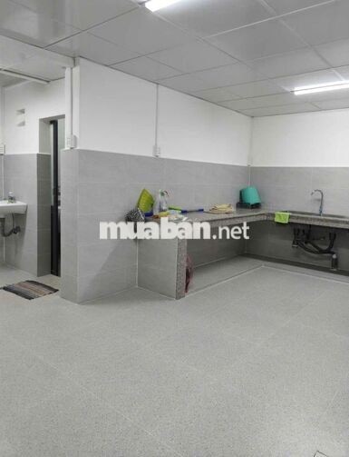 Cho thuê nhà mặt tiền Nguyễn Chí Thanh, P12,Q5- 4x20-3 tấm- kd tôt
